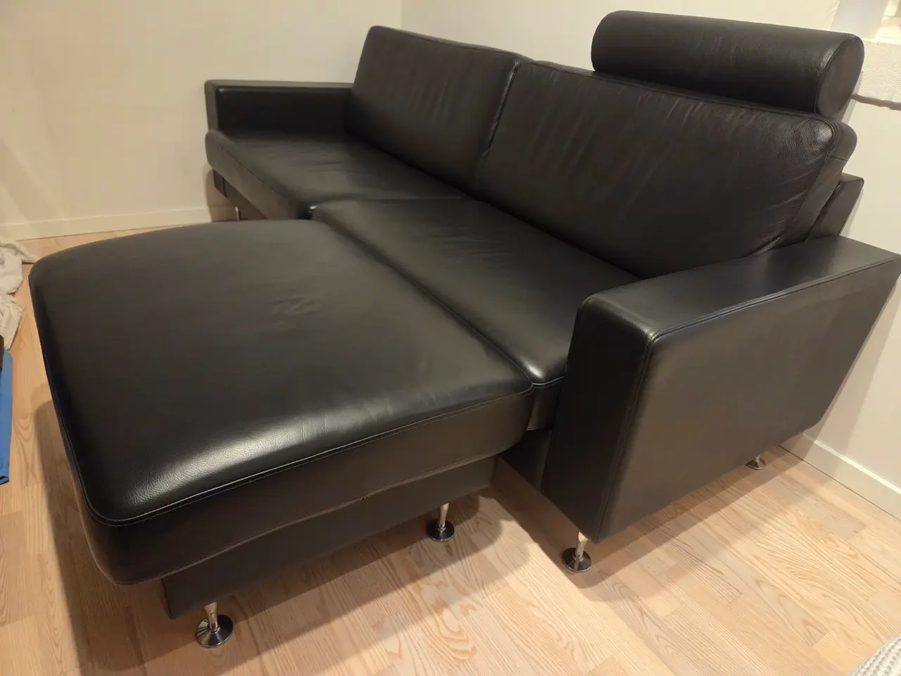 Billede 2 - Sofa og puf fra Hurup