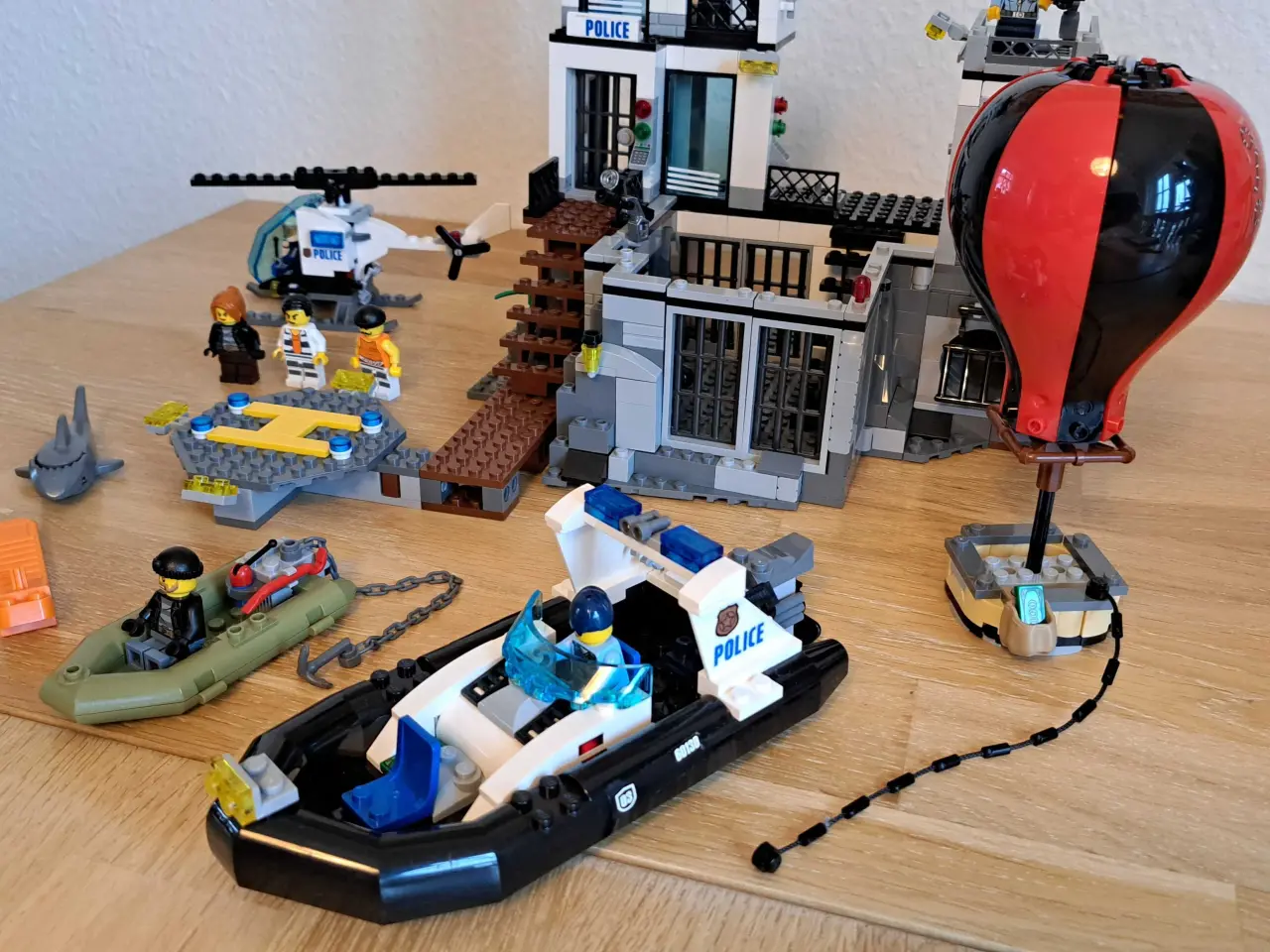 Billede 4 - LEGO City - Fængselsø - 60130