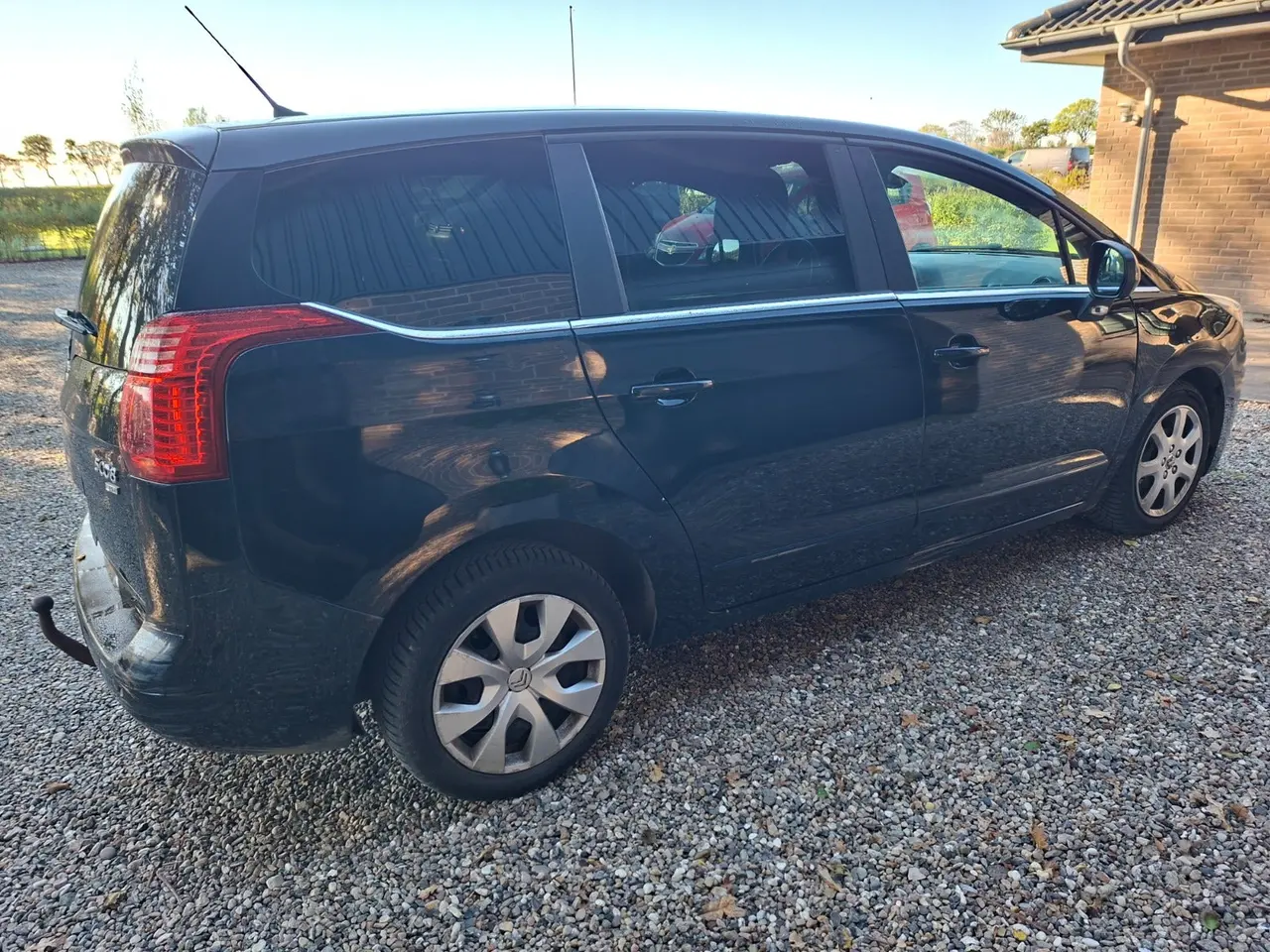 Billede 4 - Peugeot 5008 1,6 e-HDi 114 Style ESG Van