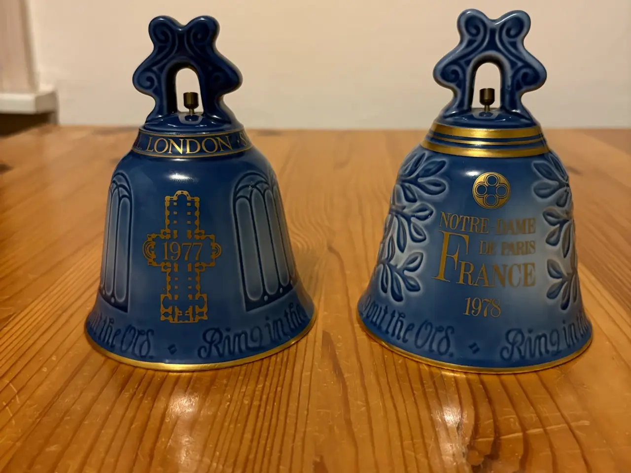 Billede 1 - Bing & Grøndahl Årsklokker