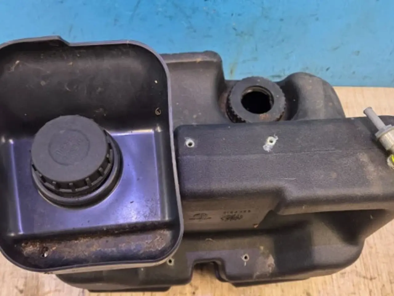 Billede 9 - New Holland TN75F Dieseltank 5195011