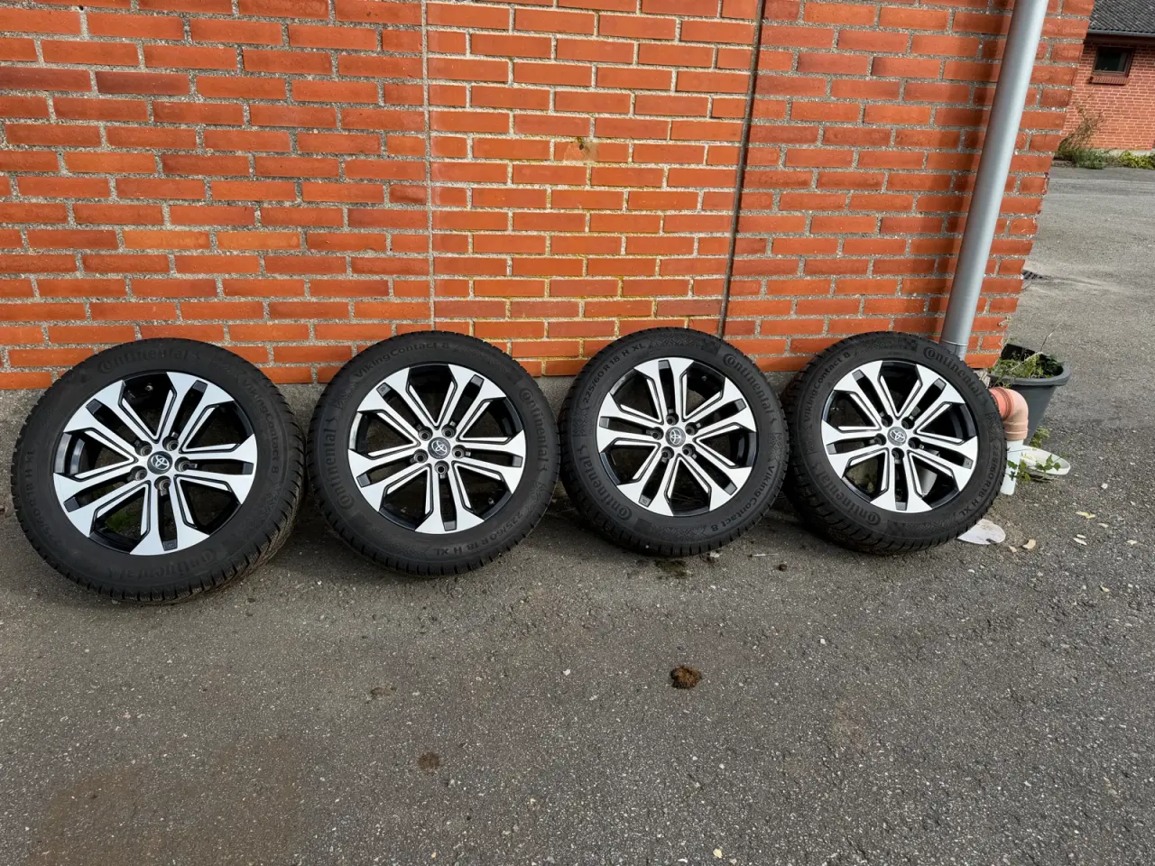 Billede 1 - Toyota rav4 original 18t fælge med vinterdæk