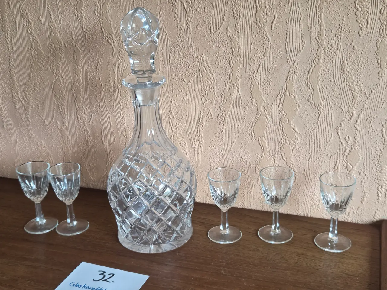 Billede 1 - Glaskaraffel med 5 matchende dramglas, H: 29/20 cm