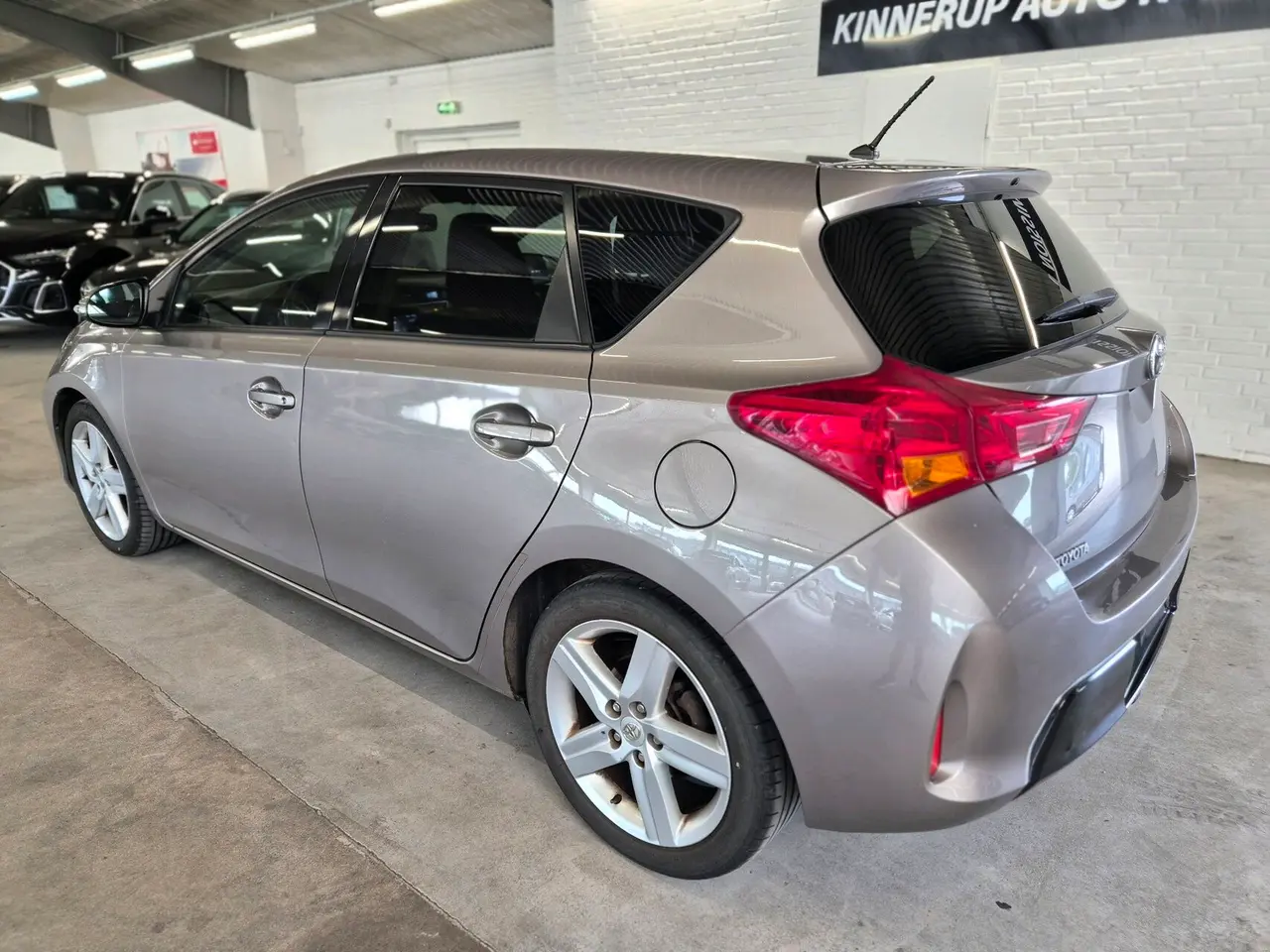 Billede 3 - Toyota Auris 2,0 D-4D DPF T2 124HK 5d 6g
