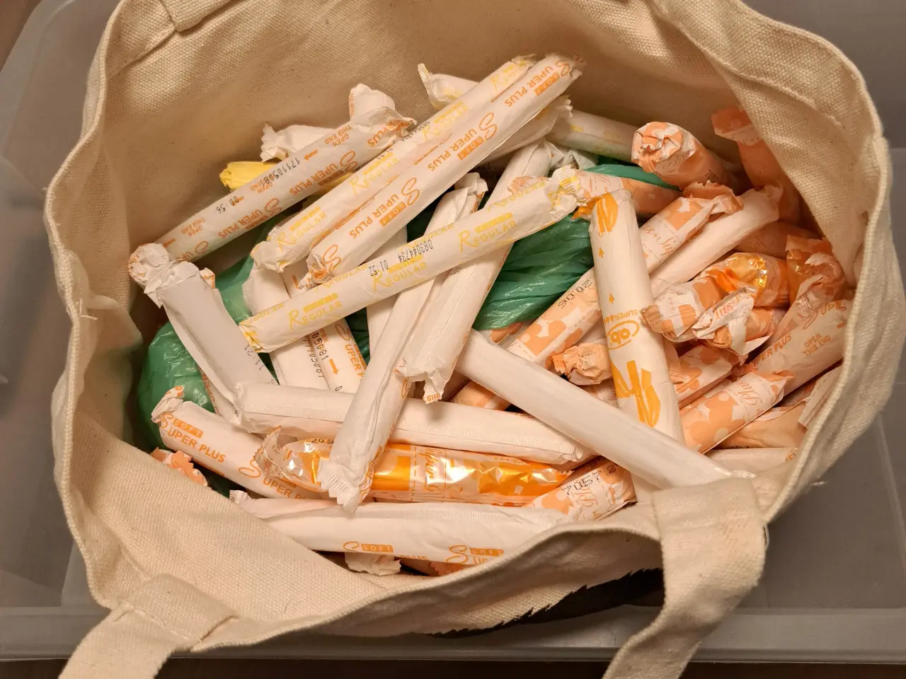 Billede 1 - Tamponer med og uden indføringshylster