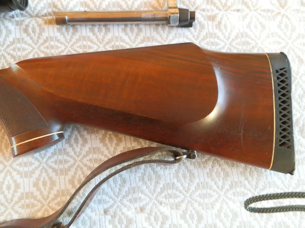 Billede 5 - Rigtig flot Tikka Jagtriffel m/ Titan Tasco kikker