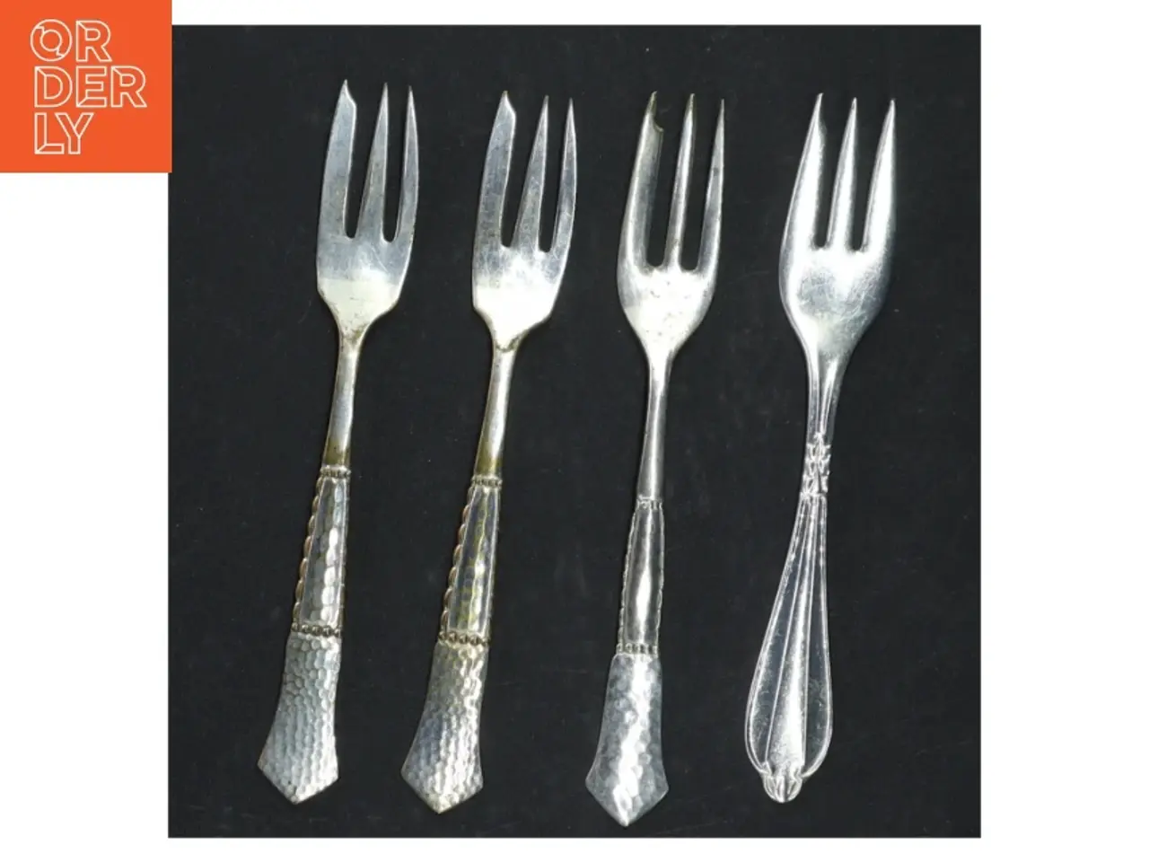 Billede 1 - 4 kagegafler, 2-tårnet sølvplet(str. 14 cm)