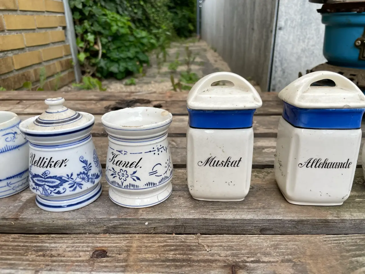 Billede 6 - Gamle krydderiglas krukker til mel og gryn