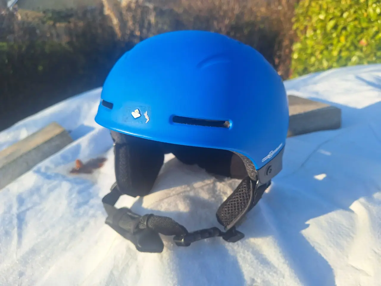 Billede 3 - Ski-hjelm til børn.