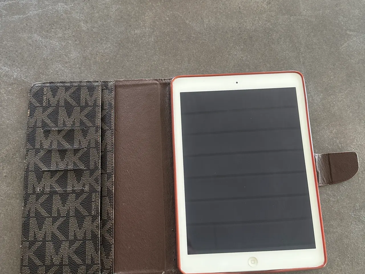 Billede 1 - Ipad Air 16 GB Incl. cover