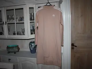 Adidas sweatshirtkjole str. 36 Som ny