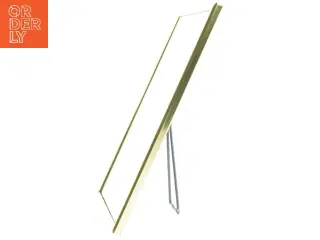 Spejl med guldramme (str. 17,5 x 23,5 cm)