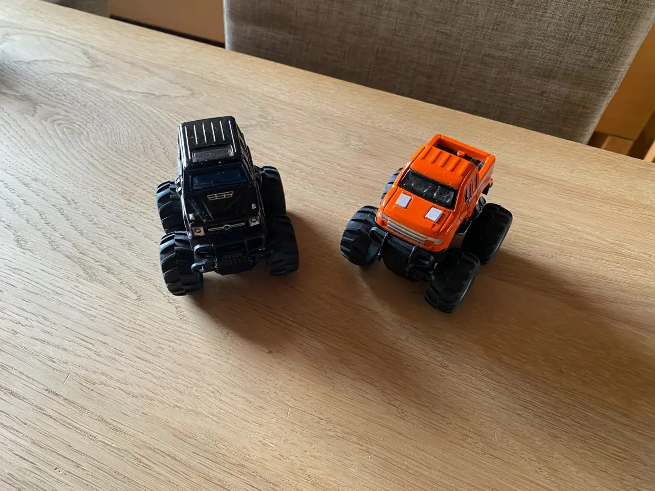 Billede 4 - 4 Monster Jam biler