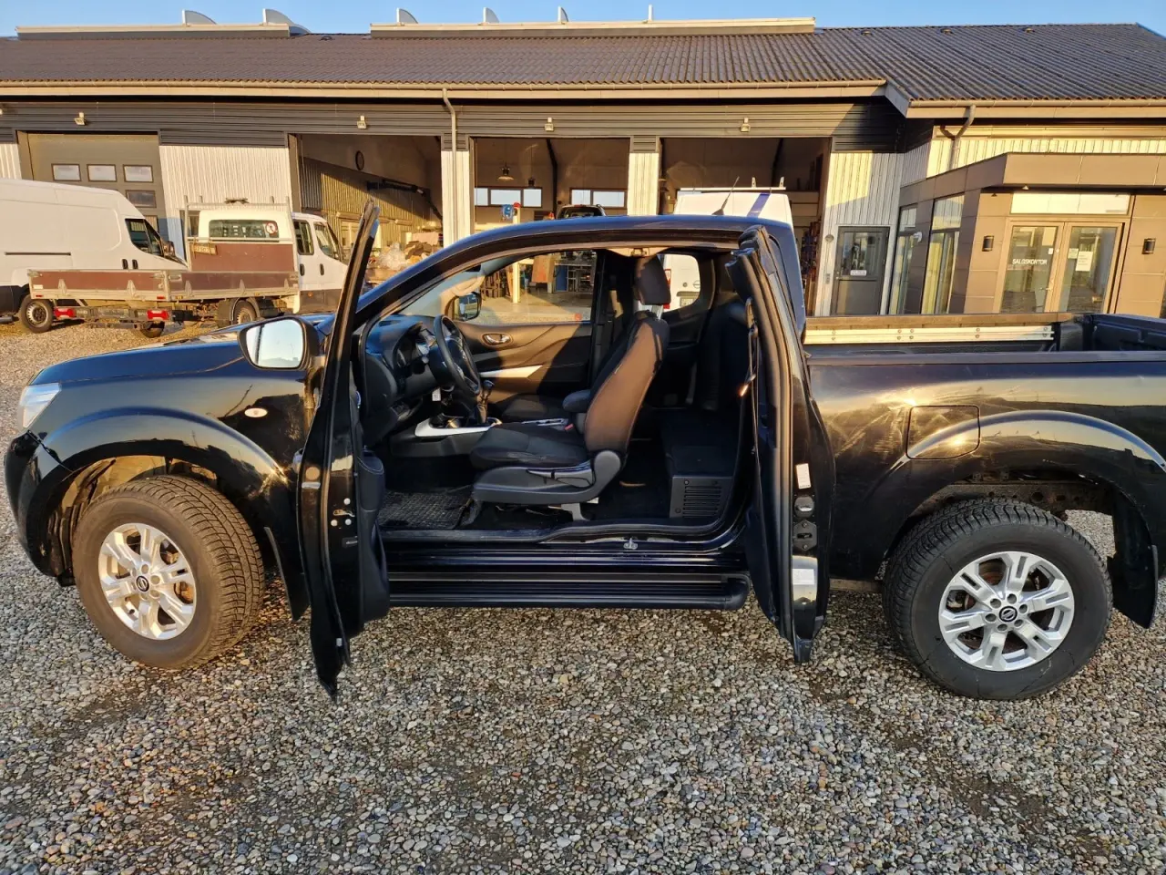 Billede 3 - Nissan Navara 2,3 dCi 160 King Cab Acenta
