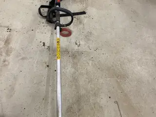 Buskrydder og hækklipper
