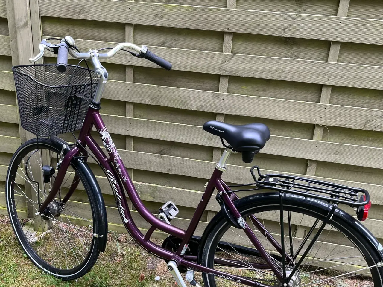 Billede 2 - Velholdt damecykel sælges