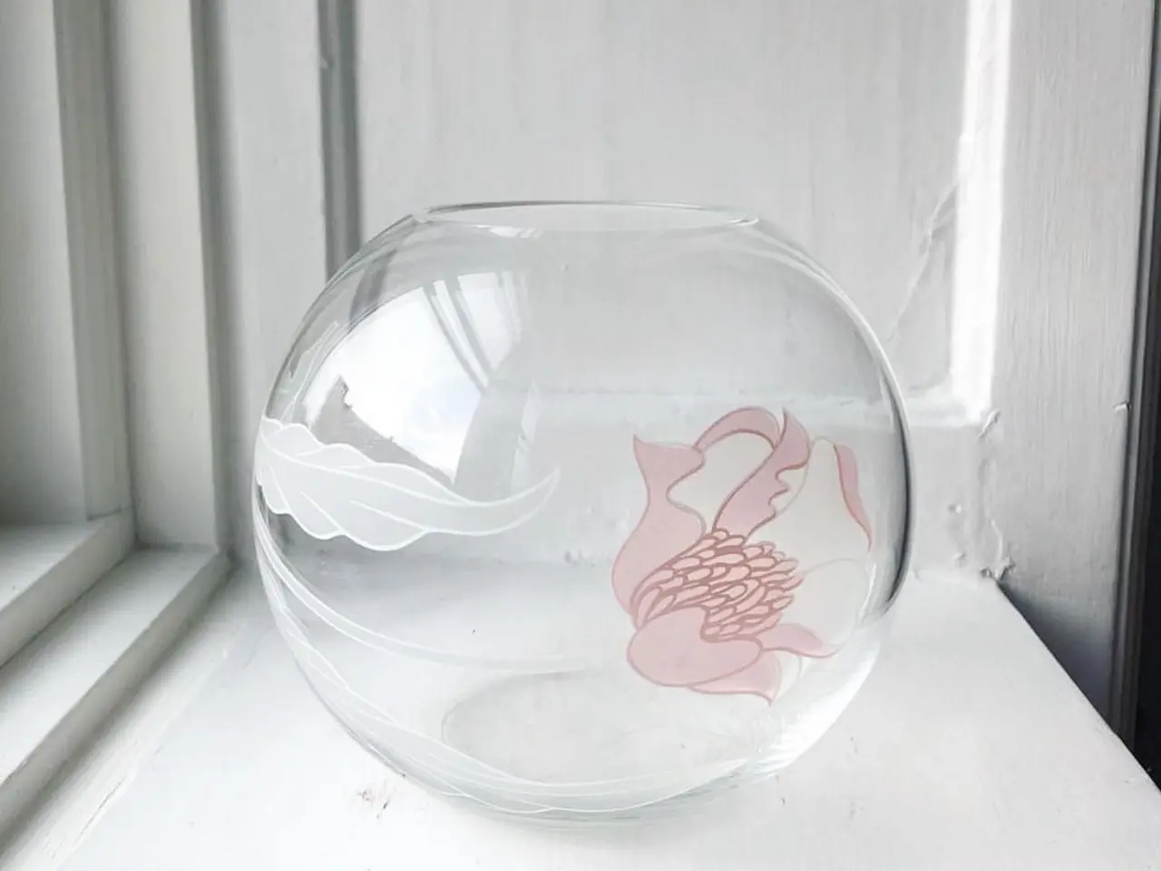 Billede 1 - Kugle af glas m lyserød blomst