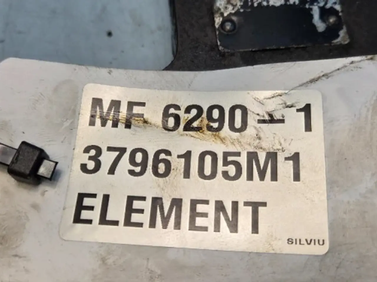 Billede 9 - Massey Ferguson 6290 Ventildæksel 3796105M1