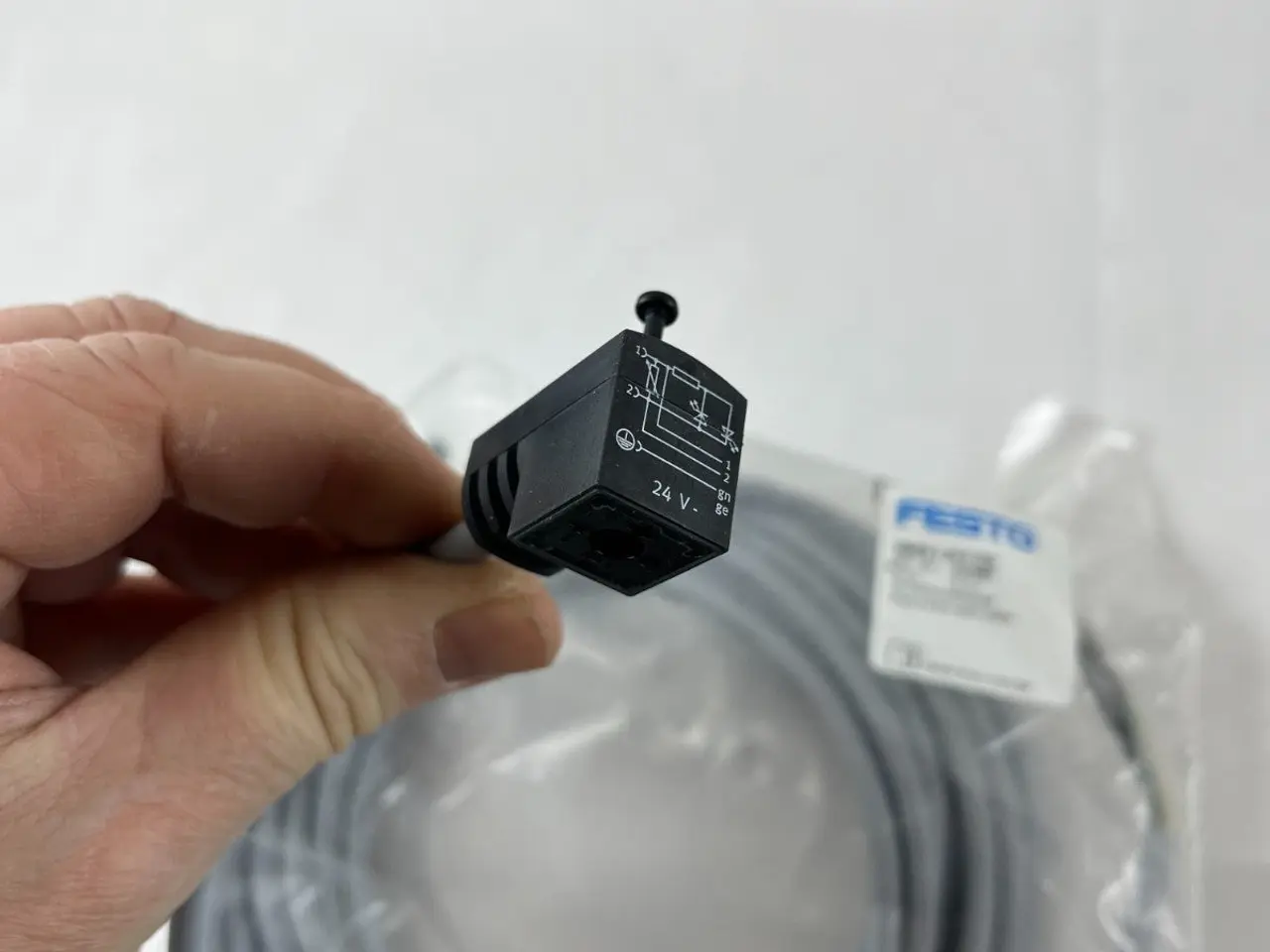 Billede 7 - Festo KMEB-1-24-5-LED magnetventil stik Socket 24V