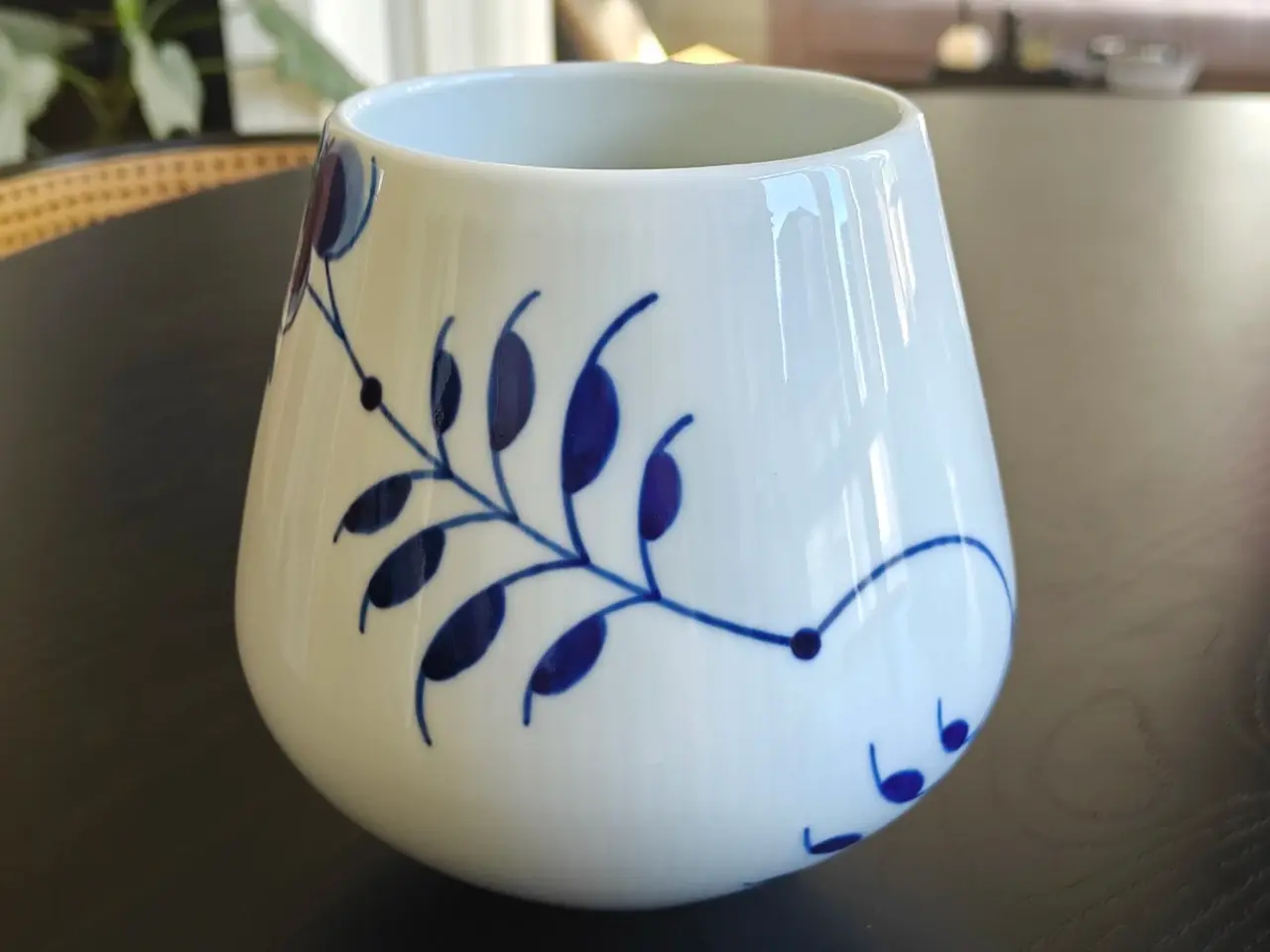 Billede 1 - Royal Copenhagen Blå Mega Riflet vase 15 cm