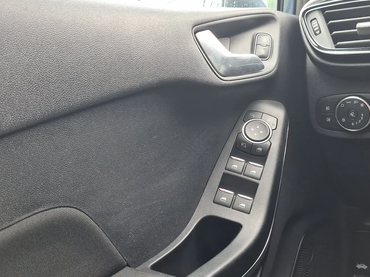 Billede 15 - Ford Fiesta 1,5 TDCi 85 Titanium