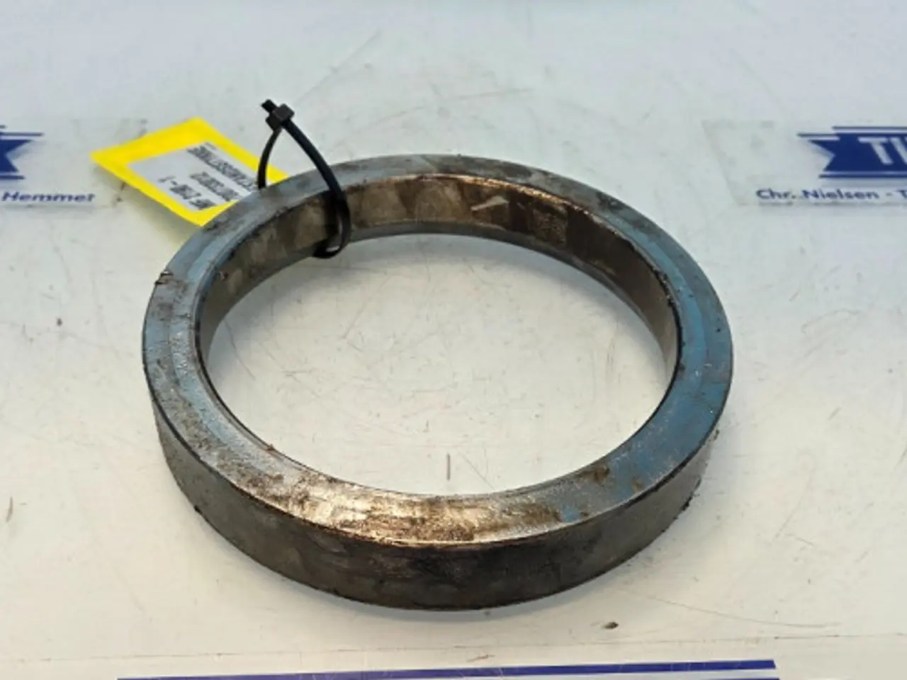 Billede 2 - Massey Ferguson 2190 Afstandsstykke 700733012