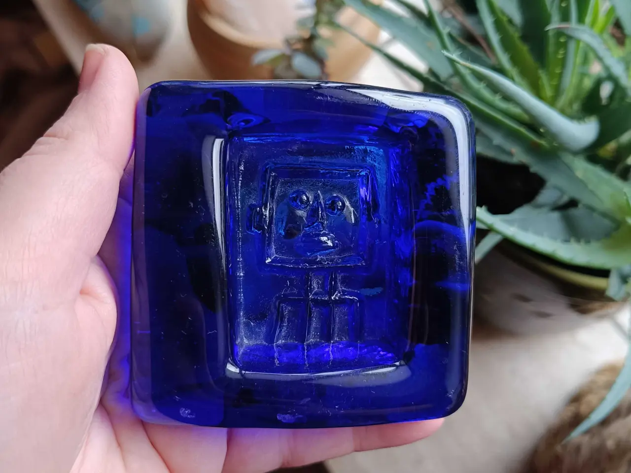 Billede 1 - Erik Höglund glas værk med robot