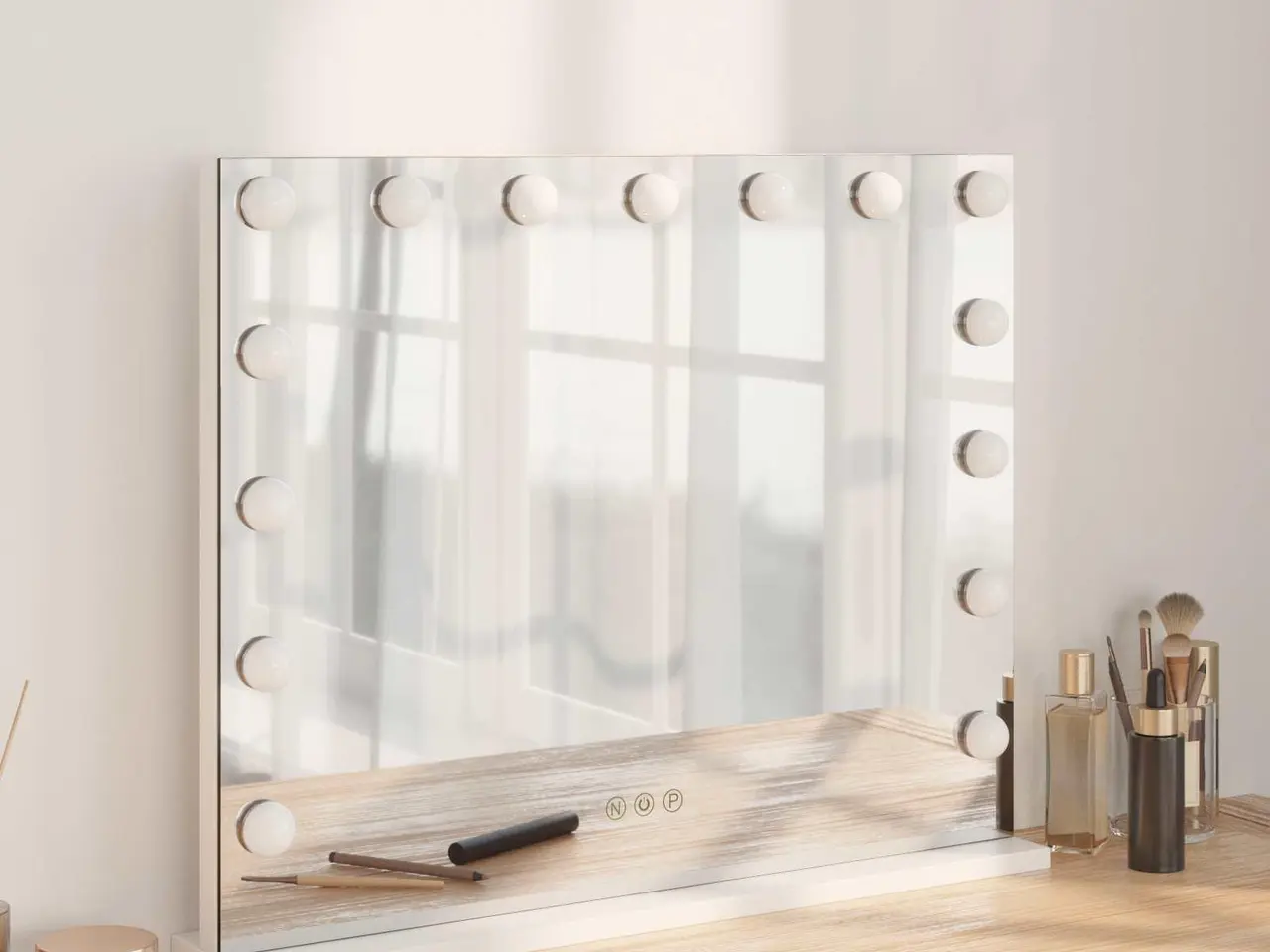 Billede 1 - LED makeupspejl - hvid 58 × 10 × 47 cm med 15 pærer og touch