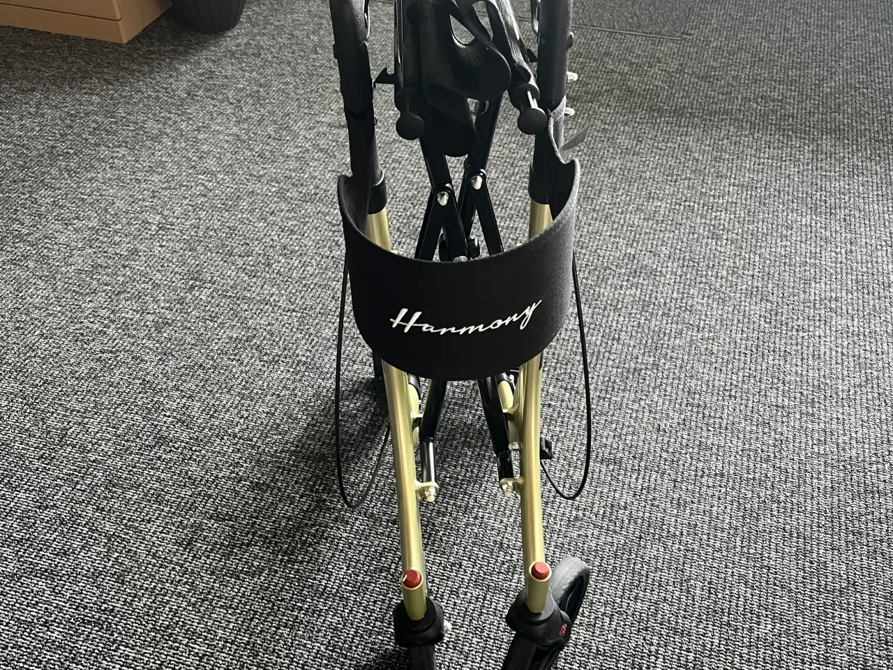 Billede 3 - Rollator, let at klappe sammen