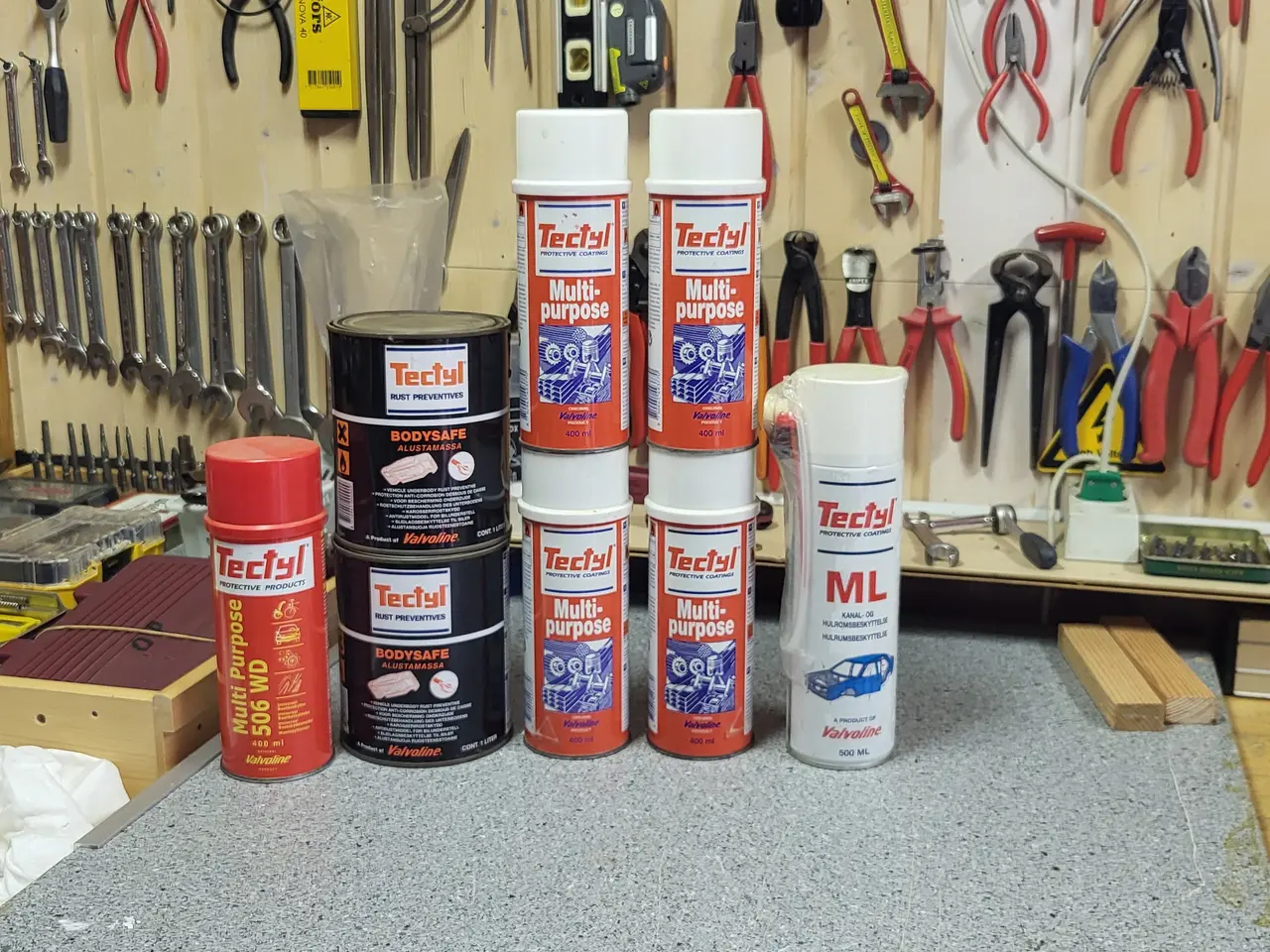 Billede 3 - Tectyl bøtter og spray