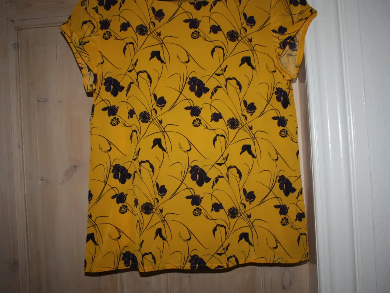 Billede 3 - Silke bluse BTF CPH str. M 100% silk