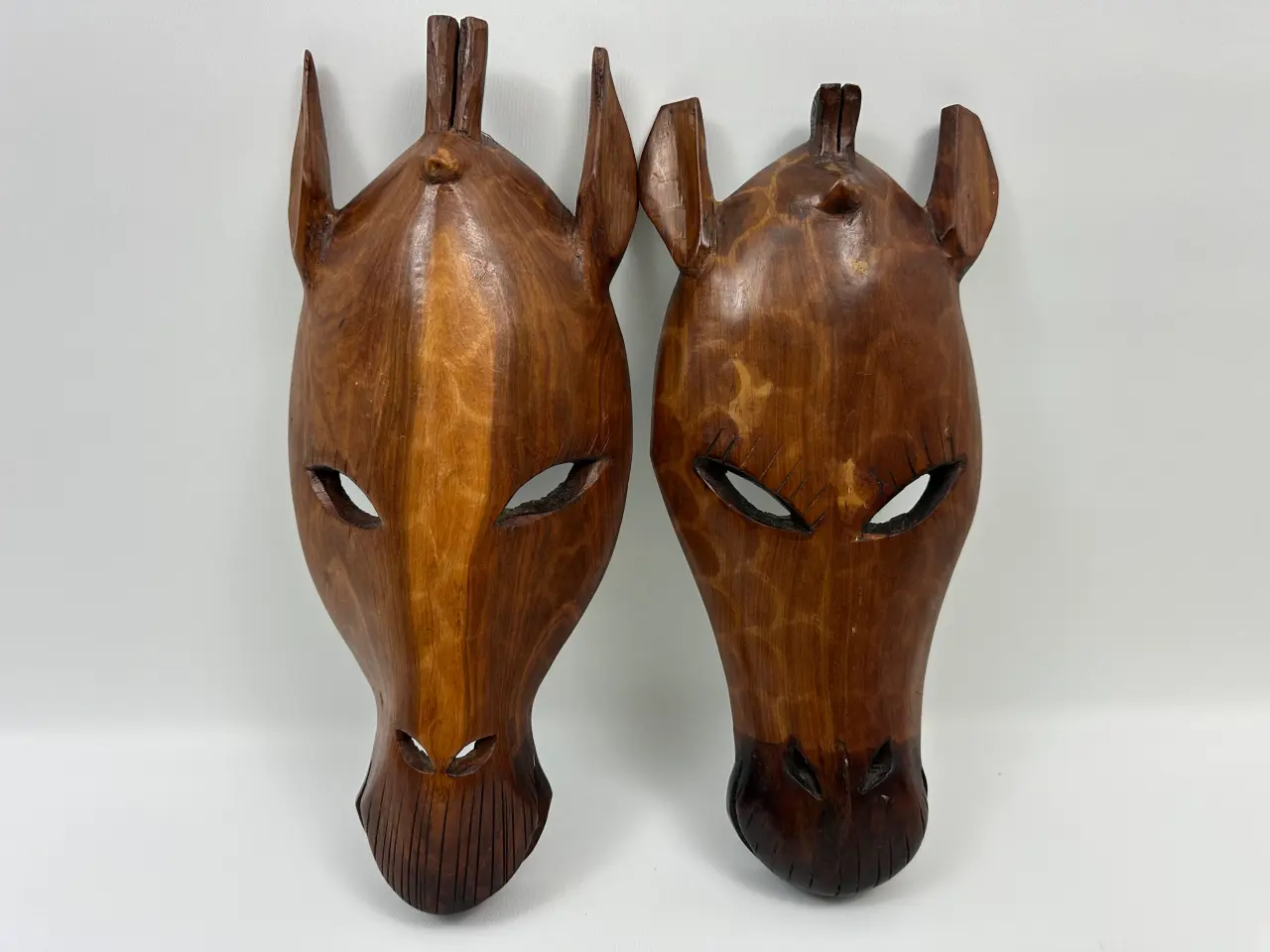 Billede 1 - 2 stk. store afrikanske 'giraf' masker