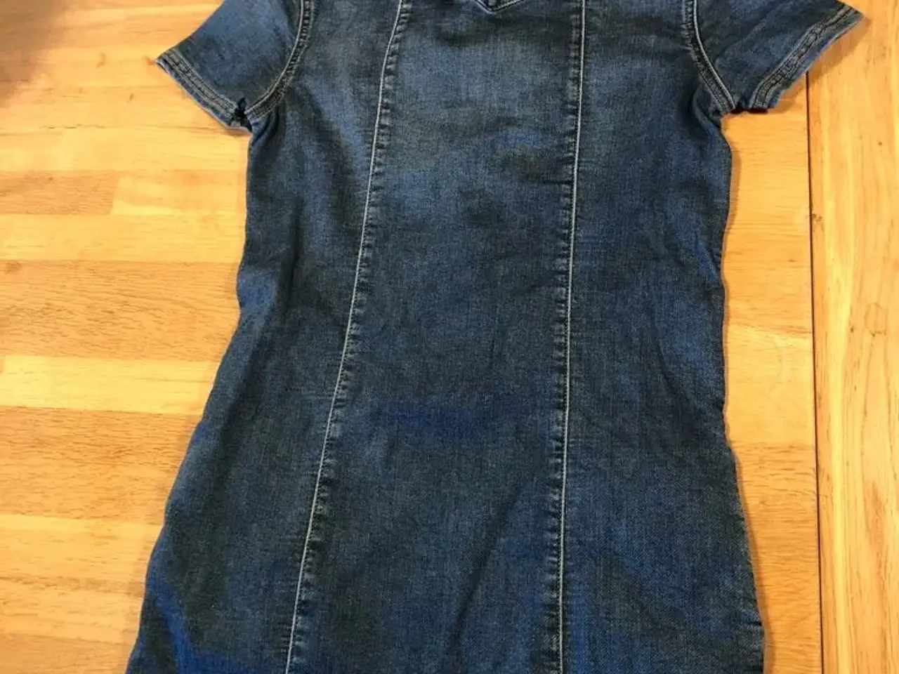 Billede 3 - Super smart Calvin Klein kjole str. 16 