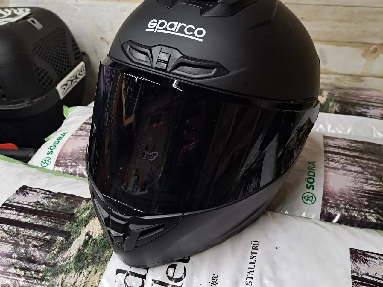 Billede 1 - Gokart hjelm, handsker og ribbensbeskyt