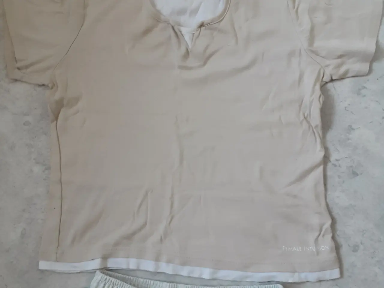 Billede 3 - T-shirt, korte bukser sæt. Str. 36.- 42.