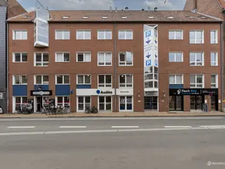 Tæt på banegården – 109 m² til liberalt erhverv i Odense C