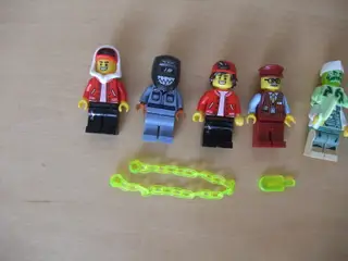 Lego Hidden Side Figurer