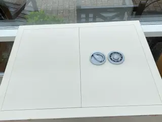 Pengeskab. Meget robust konstruktion