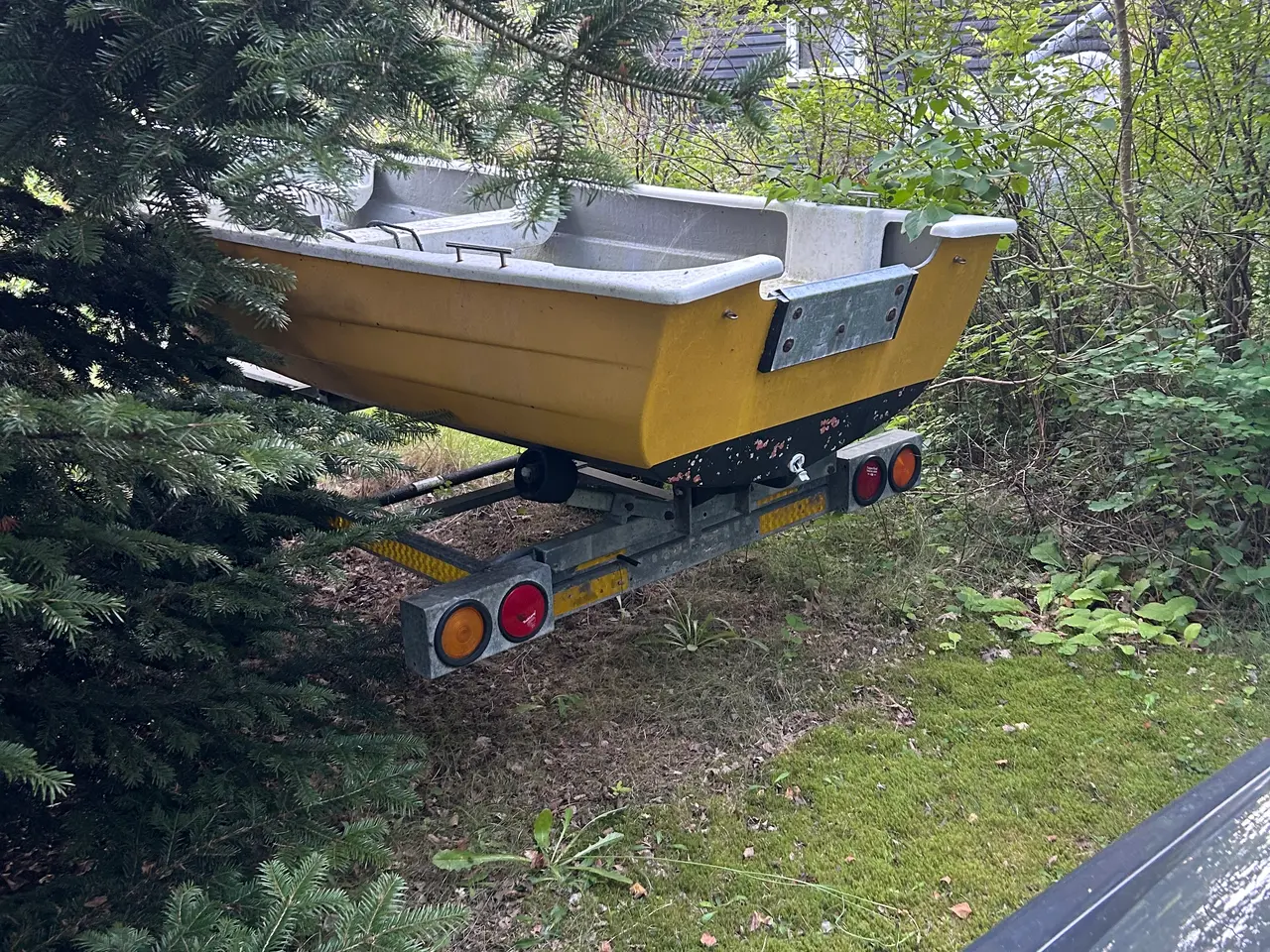 Billede 5 - jolle med motor og trailer