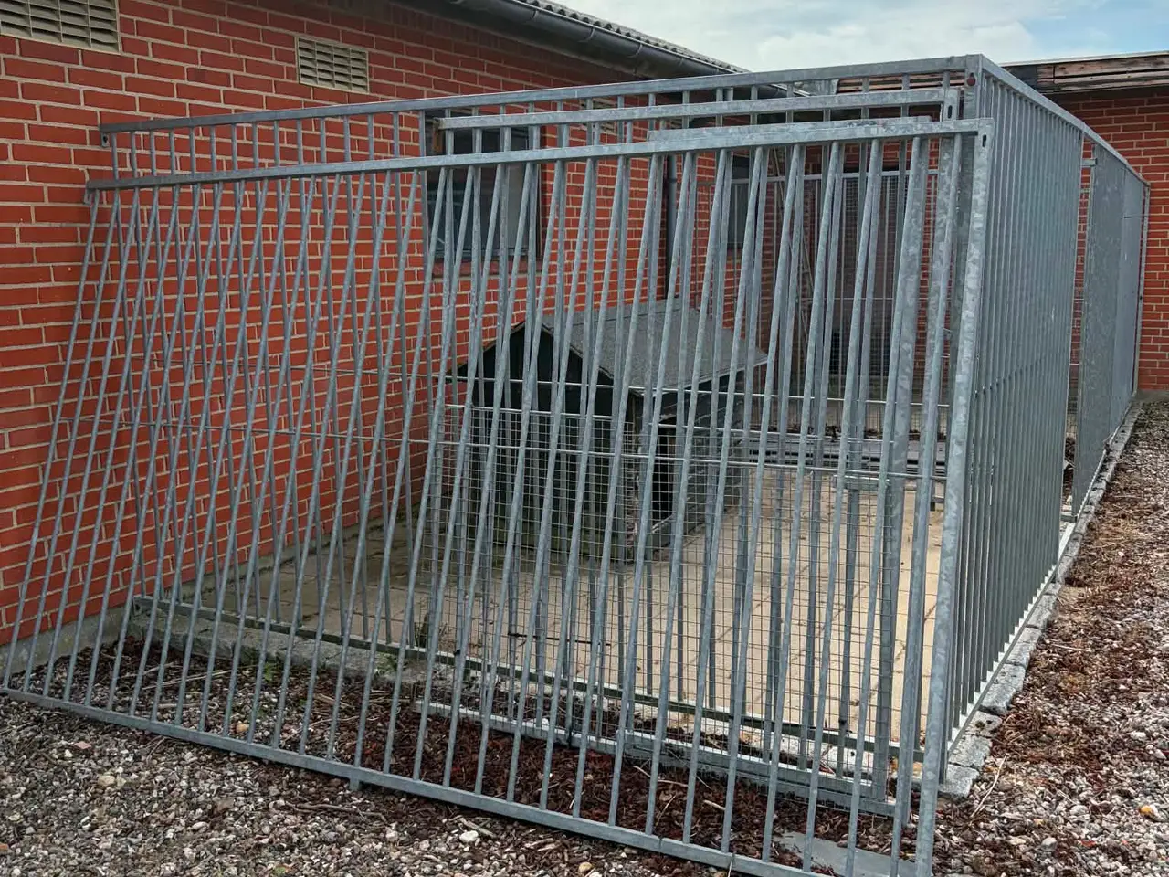 Billede 2 - Hundegård
