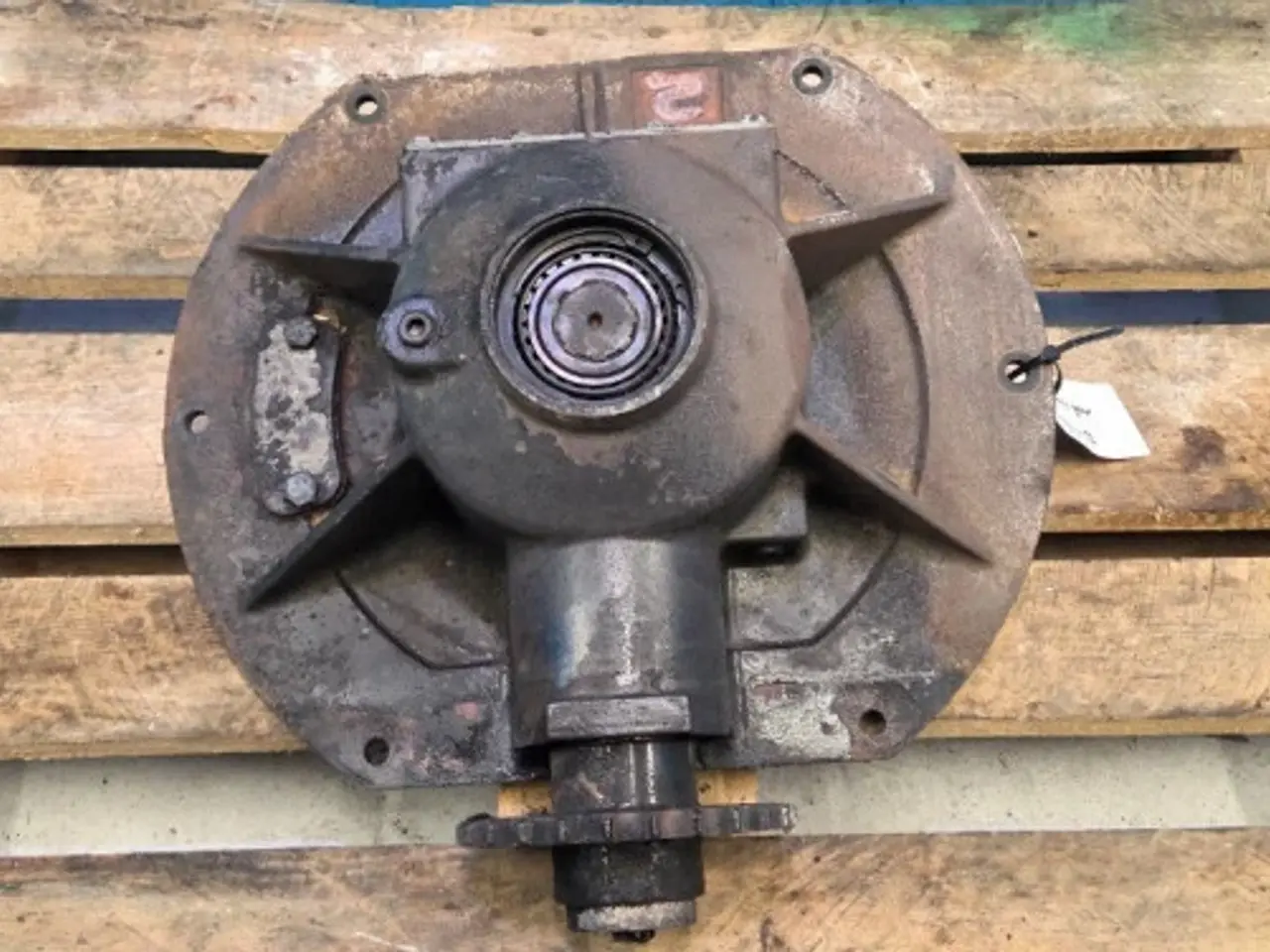 Billede 2 - Case 8010 Tømmerør Gearkasse 84320052