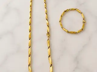 halskæde og armbånd sæt