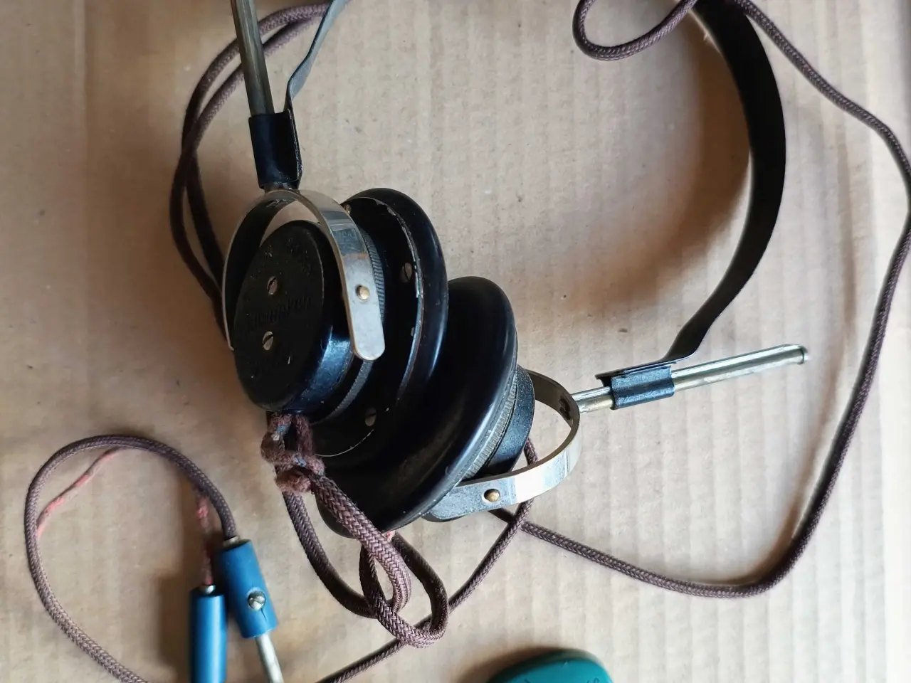 Billede 1 - Krystaller og hovedtelefoner