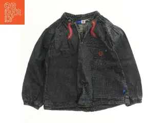 Langærmet denimbluse fra Molo (str. 116)