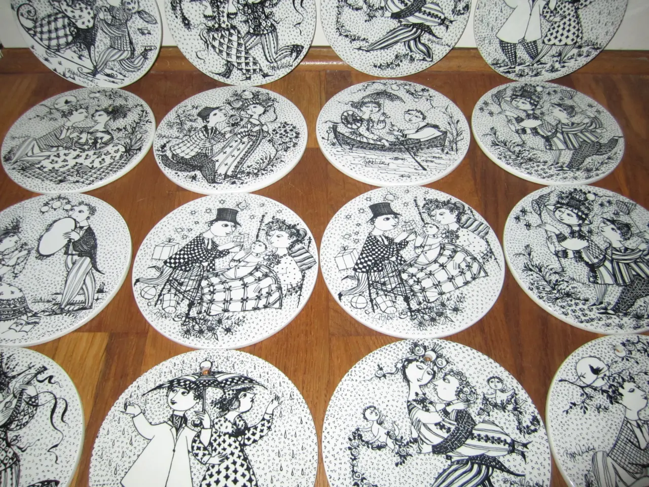 Billede 3 - BYD. BJØRN WIINBLAD. Platter.