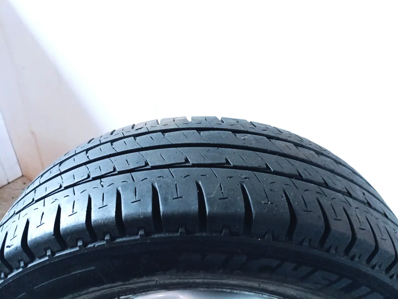 Billede 3 - 5x160 15" ET60 nav 65,1ø Ford Transit sommersæt