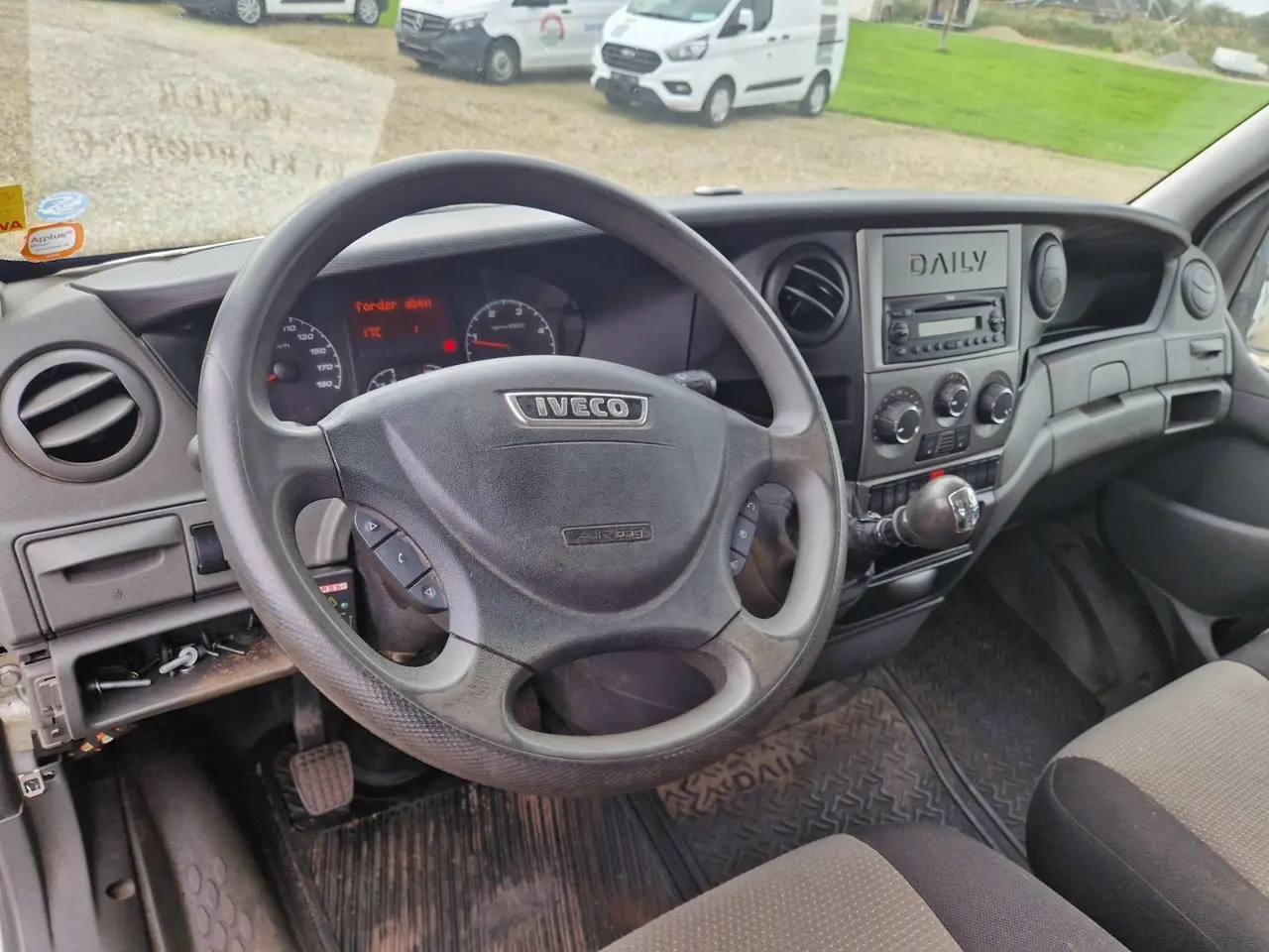 Billede 10 - Iveco Daily 2,3 35S13 Mandskabsvogn m/lad