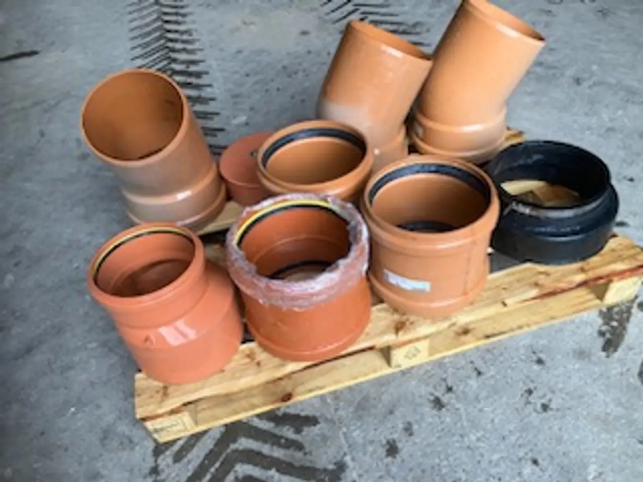 Billede 1 - Kloakfittings 250 mm. pvc
