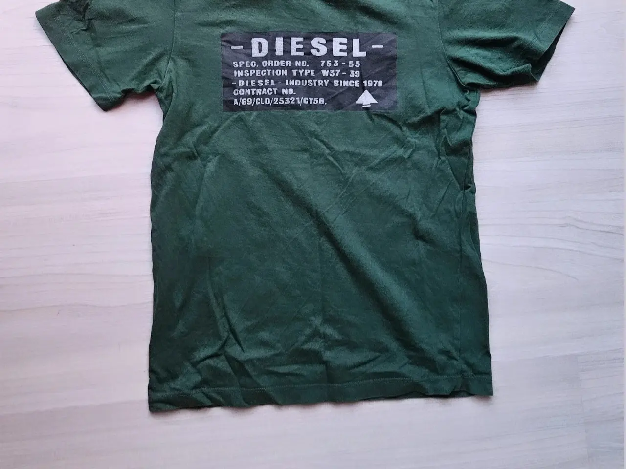 Billede 6 - T-shirts 134/140