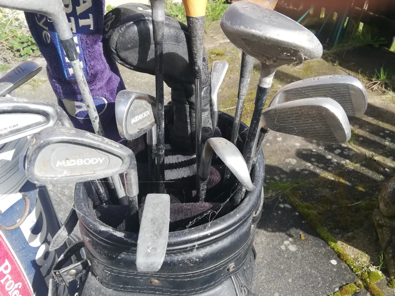 Billede 3 - Golf bolde og Bags køller og jern
